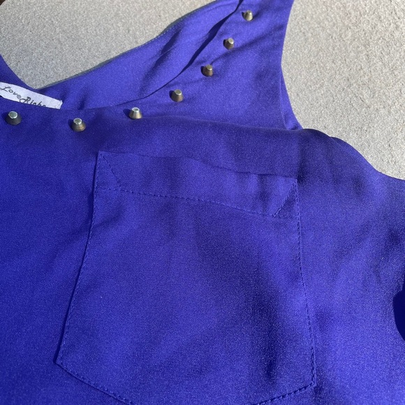 Love Richie top 💜 - Picture 3 of 7